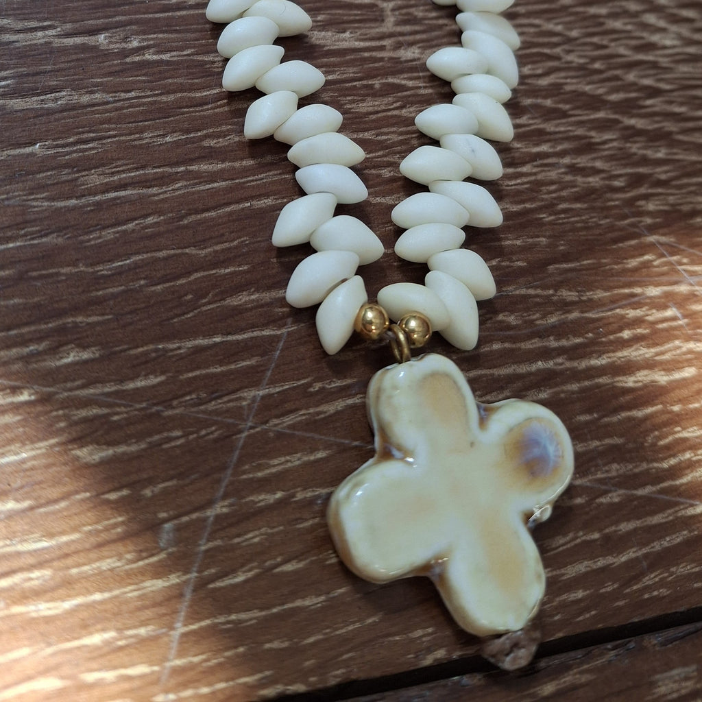 Collier Bali Beige