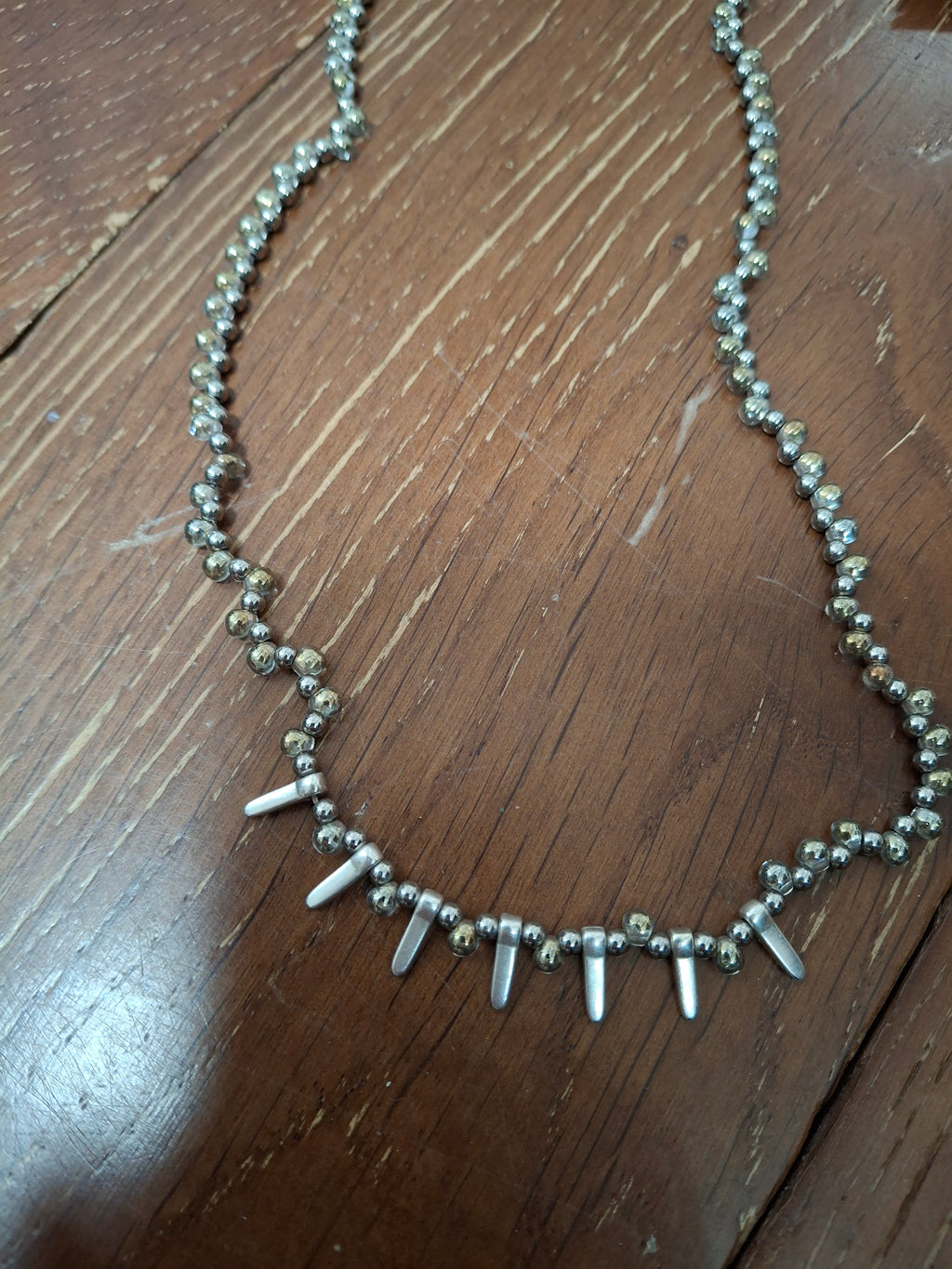 Collier Barrette  Seven