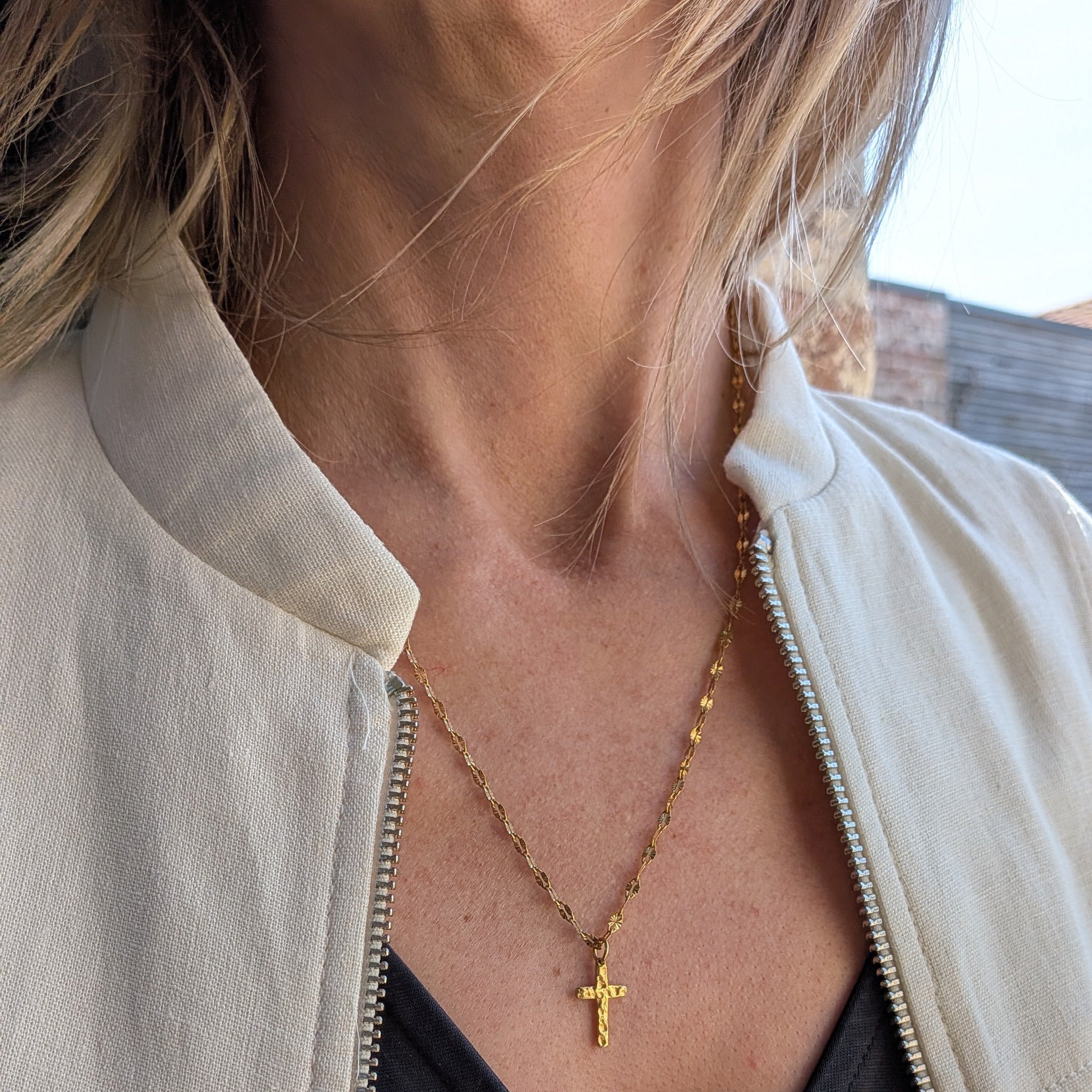 Collier Maille Croix martelée