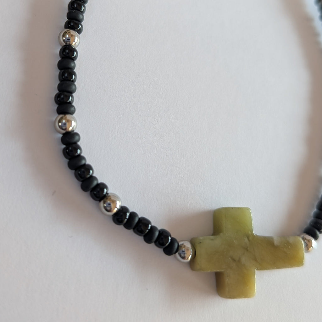 Madonna Noir Argent Croix Verte
