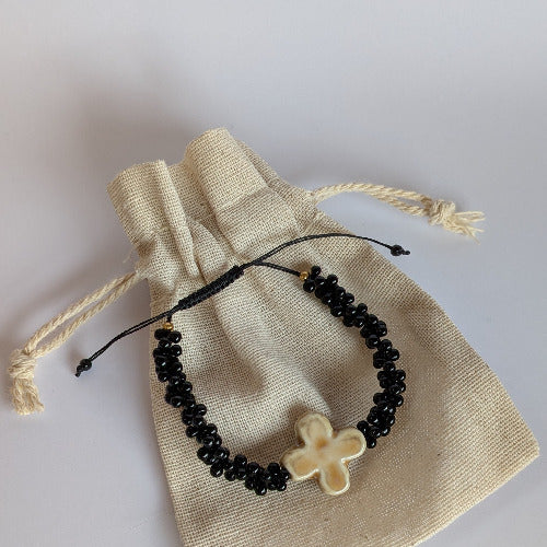 Skadi Cross Noir et croix beige