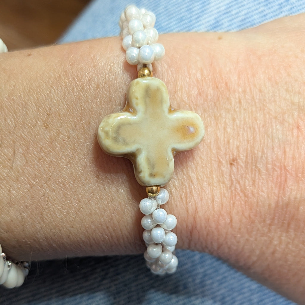 Skadi cross beige et blanc