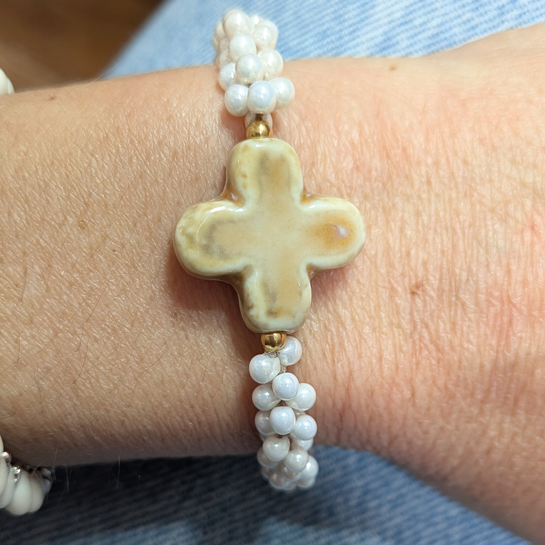 Skadi cross beige et blanc