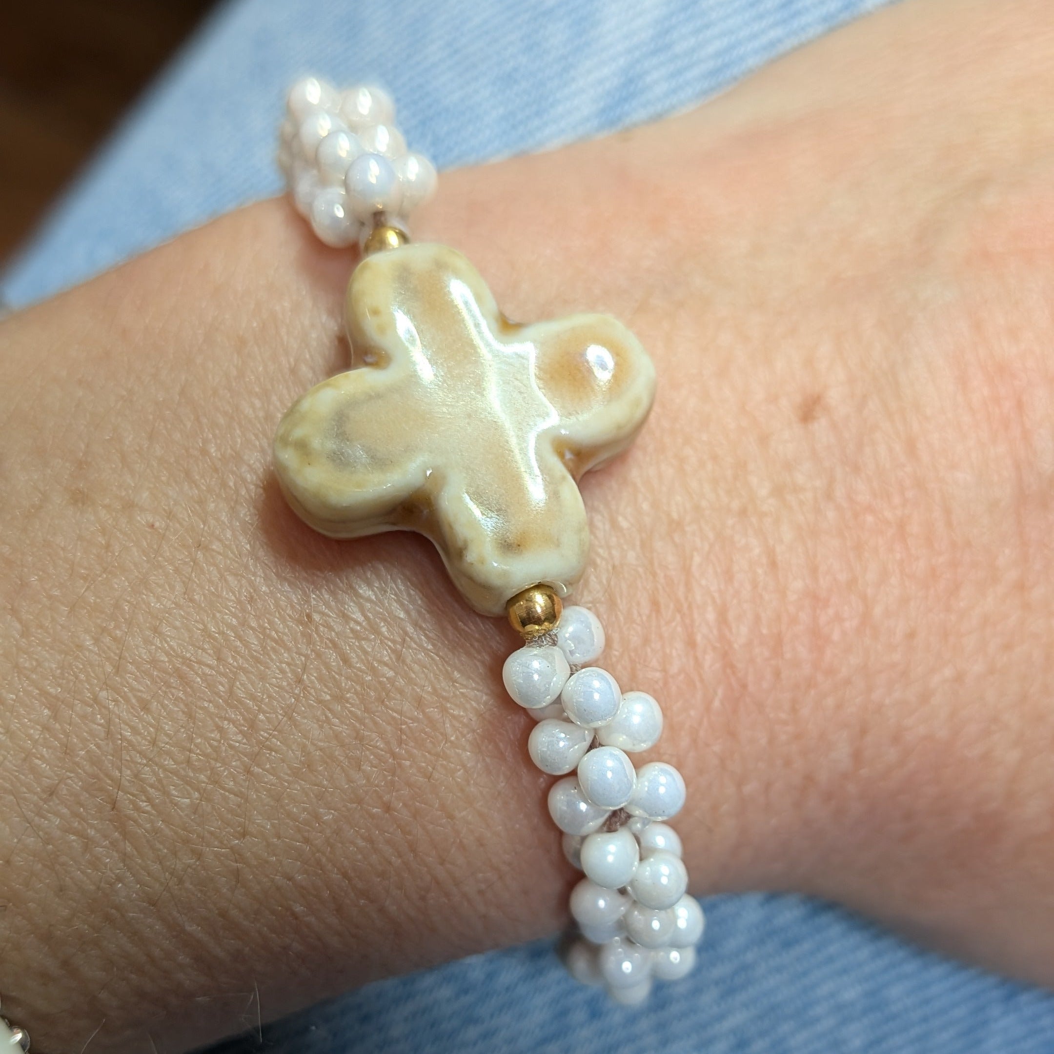 Skadi cross beige et blanc