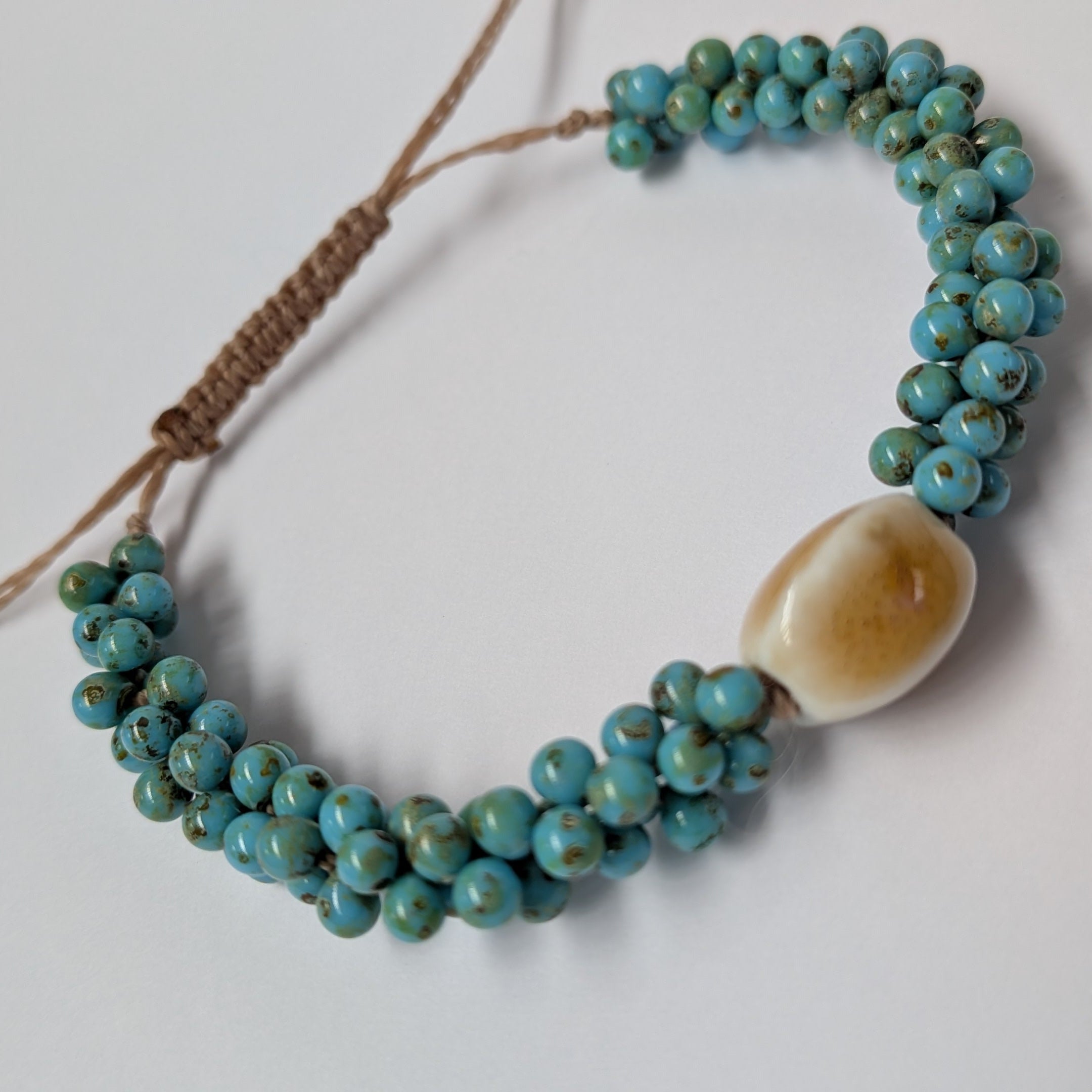 Vorik Turquoise & Beige