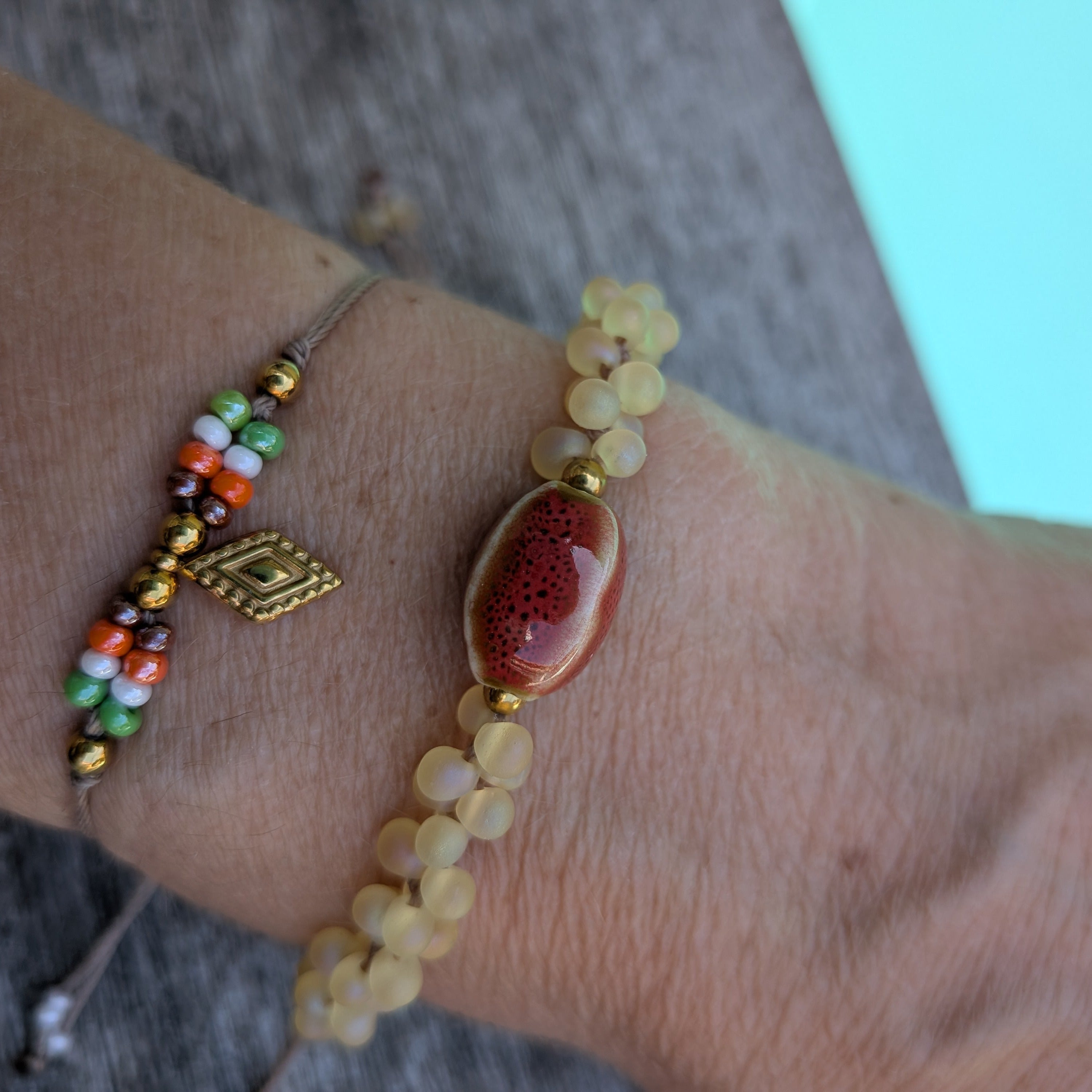 Vorik Jaune Pâle & Rouge Brique