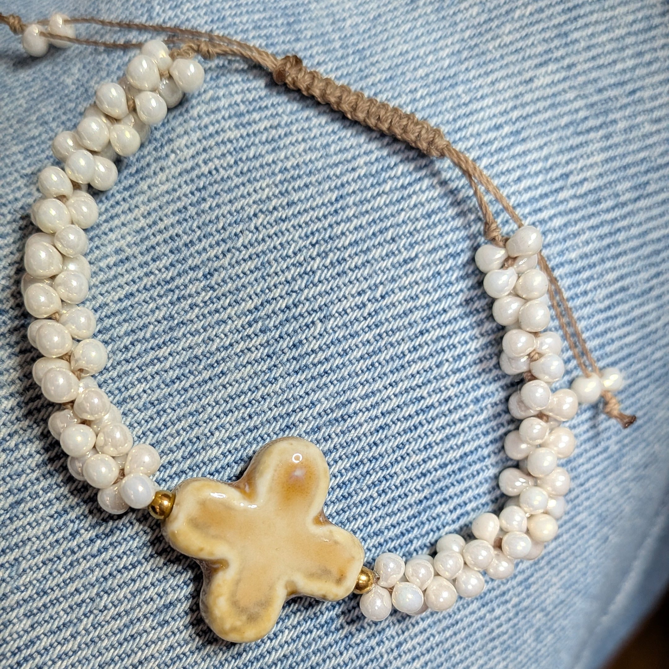 Skadi cross beige et blanc